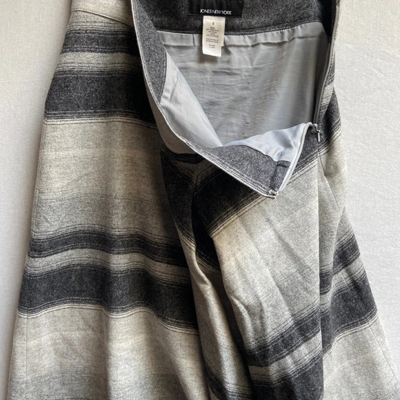 Jones New York Virgin Wool grey  striped midi skirt Sz 6 - Picture 5 of 10